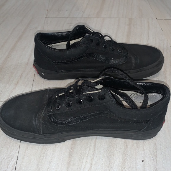 Black vans - Picture 2 of 4